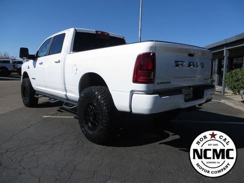 Used 2026 RAM 2500 Laramie AWD/4WD image 3