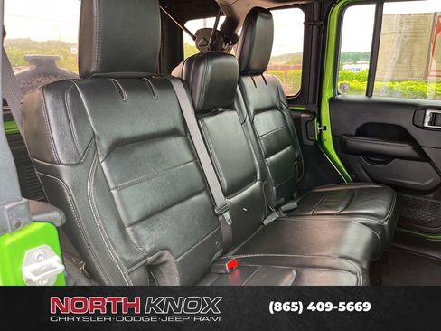 Used 2018 Jeep Wrangler Unlimited Sahara AWD/4WD image 22