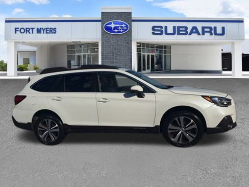 Used 2018 Subaru Outback 3.6R Limited image 9