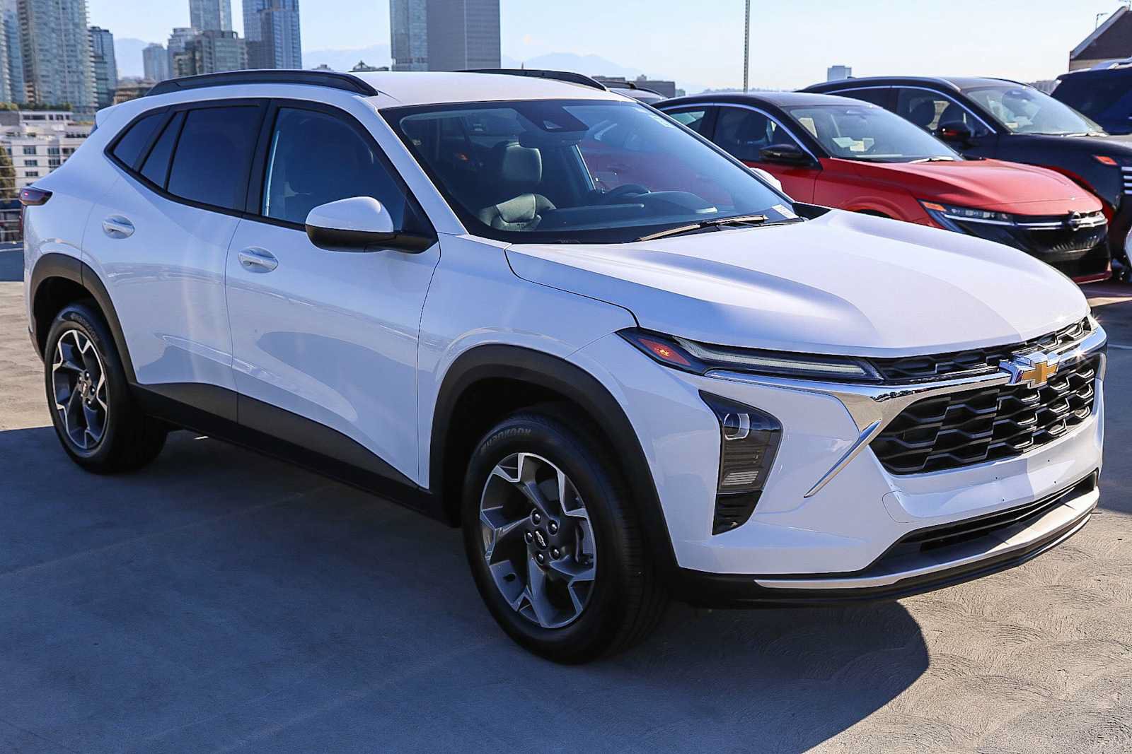 Used 2026 Chevrolet Trax LT FWD image 3