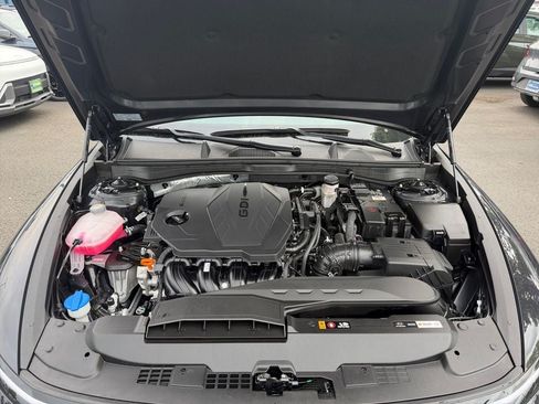 Certified 2025 Hyundai Sonata SE FWD image 29