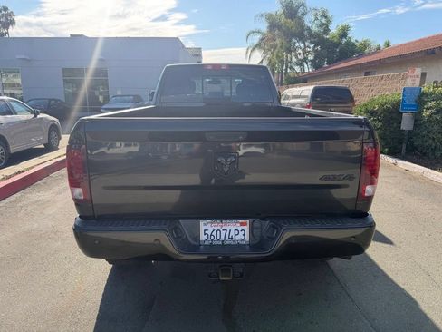 Used 2018 RAM 2500 Laramie w/ Sport Appearance Group AWD/4WD image 13