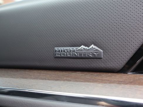 New 2026 Chevrolet Tahoe High Country AWD/4WD image 56