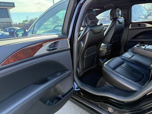 Used 2017 Lincoln MKZ Reserve w/ Climate Package image 9