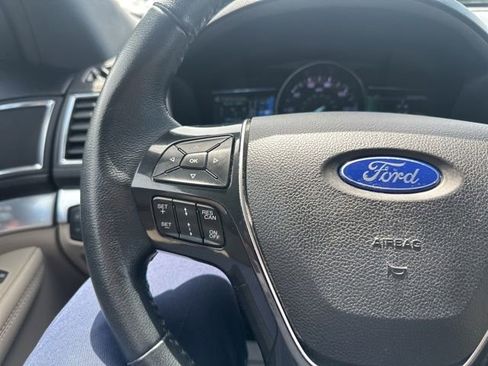 Used 2018 Ford Explorer Limited w/ Equipment Group 301A FWD image 42