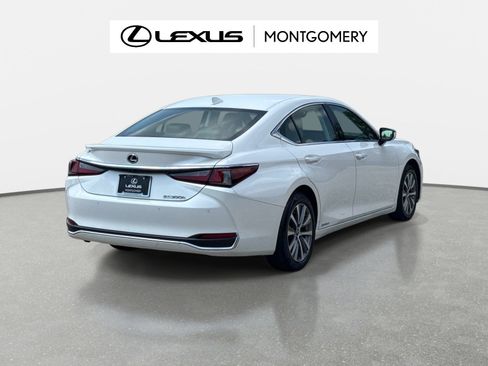 Used 2021 Lexus ES 300h w/ Premium Package FWD image 3
