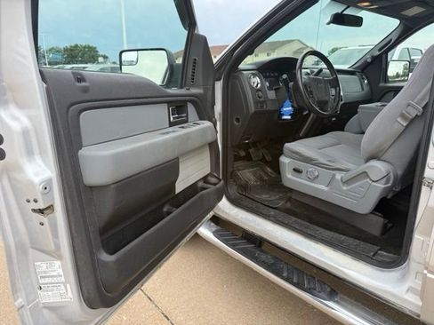 Used 2014 Ford F150 XLT w/ Equipment Group 302A Luxury AWD/4WD image 10