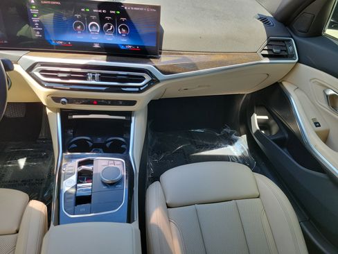 Certified 2023 BMW 330i Sedan w/ Premium Package RWD image 8