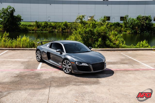 Used 2011 Audi R8 V10 AWD/4WD image 37