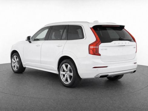 Used 2020 Volvo XC90 T6 Momentum AWD/4WD image 3