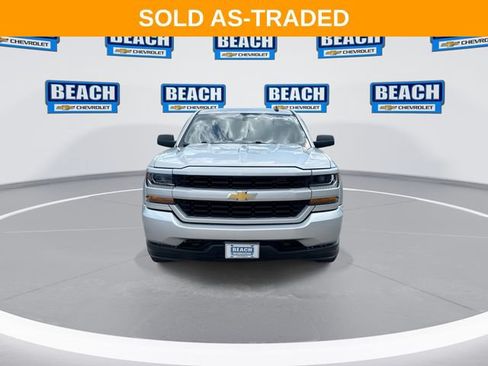 Used 2018 Chevrolet Silverado 1500 Custom w/ Custom Value Package AWD/4WD image 3
