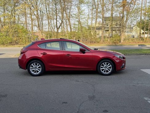 Used 2016 MAZDA MAZDA3 i Grand Touring FWD image 6