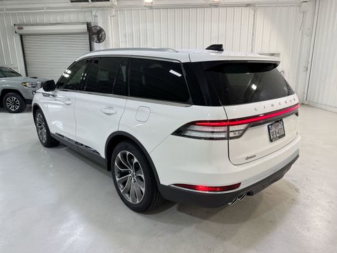 New 2025 Lincoln Aviator 2WD w/ Equipment Group 101A image 27