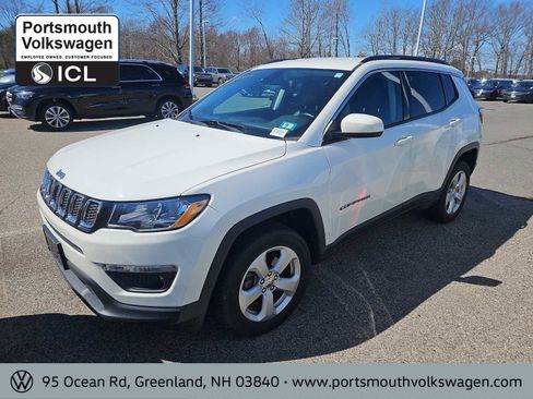 Used 2019 Jeep Compass Latitude AWD/4WD image 1
