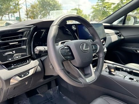 Used 2025 Lexus RX 350 Premium Plus w/ Convenience Package FWD image 21