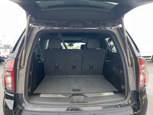 Used 2023 Chevrolet Suburban RST w/ Luxury Package image 5