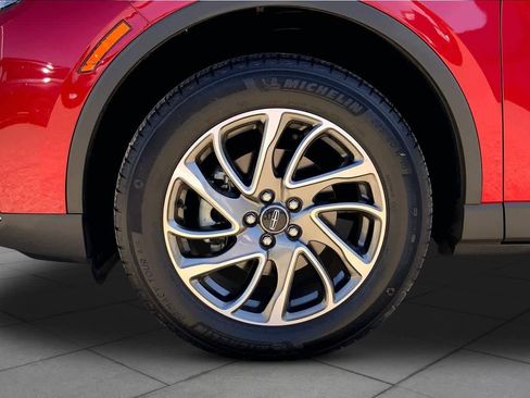 Used 2022 Lincoln Corsair AWD w/ Equipment Group 101A image 11