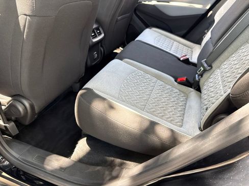 Used 2023 Chevrolet Equinox LS FWD image 24