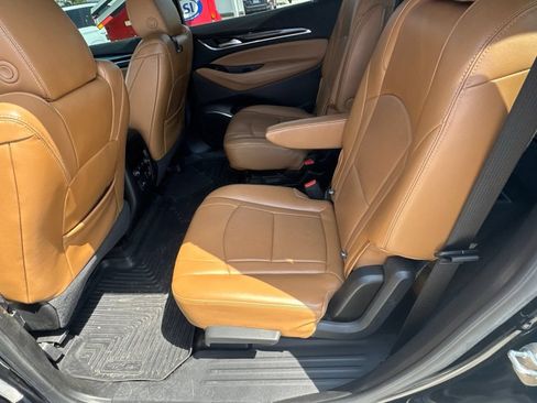 Used 2018 Buick Enclave Essence FWD image 5