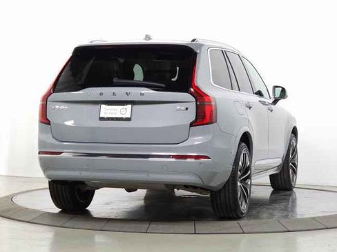 Certified 2025 Volvo XC90 B6 Plus image 11