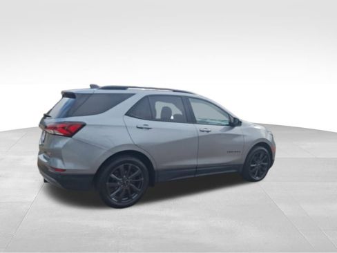 Certified 2024 Chevrolet Equinox RS image 9