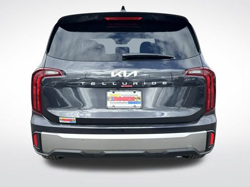 New 2025 Kia Telluride LX image 4