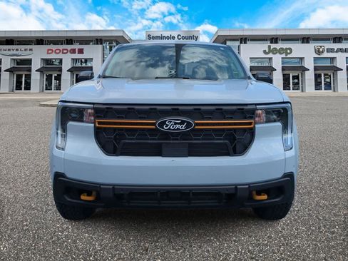 Used 2025 Ford Maverick Tremor AWD/4WD image 3