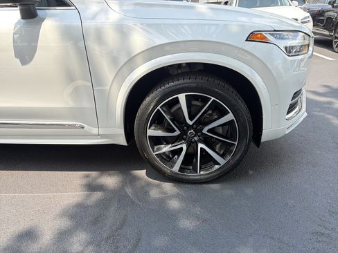 Certified 2023 Volvo XC90 B6 Plus w/ Protection Package Premier AWD/4WD image 13