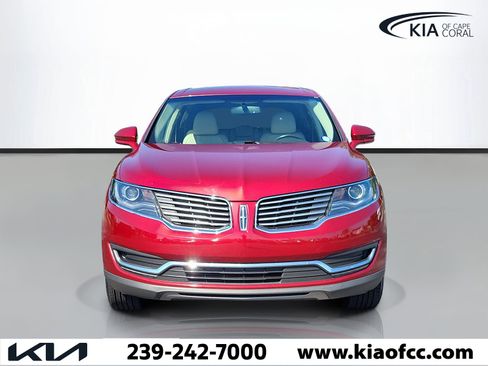 Used 2018 Lincoln MKX Select w/ Select Plus Package FWD image 2