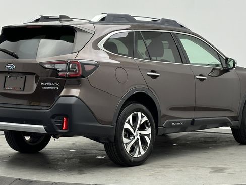 Used 2021 Subaru Outback Touring XT image 7