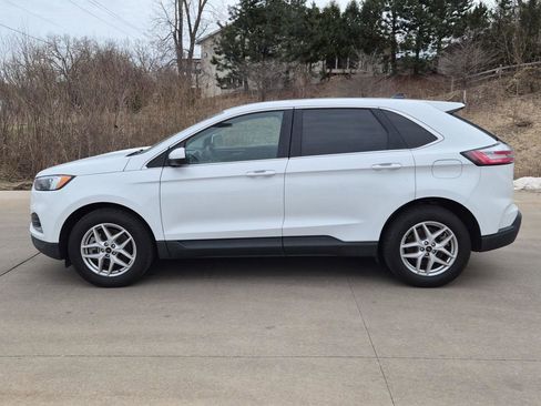Used 2024 Ford Edge SEL image 7