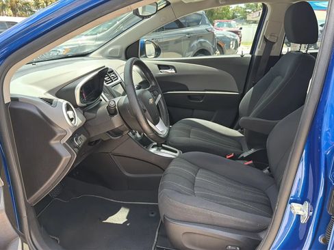 Used 2018 Chevrolet Sonic LT w/ Convenience Package FWD image 14