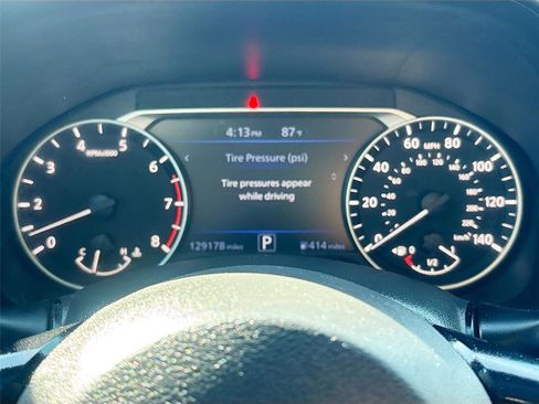 Used 2019 Nissan Altima 2.5 SR w/ SR Premium Package image 12