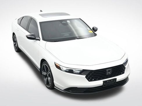 Used 2024 Honda Accord Sport image 13