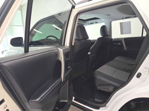 Certified 2023 Toyota 4Runner SR5 Premium w/ Moonroof Package AWD/4WD image 26