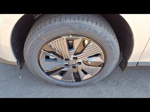 New 2025 Nissan Murano SL image 9