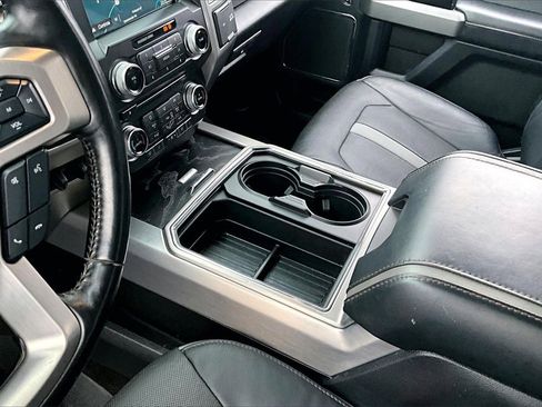 Used 2018 Ford F450 Platinum w/ Platinum Ultimate Package image 15