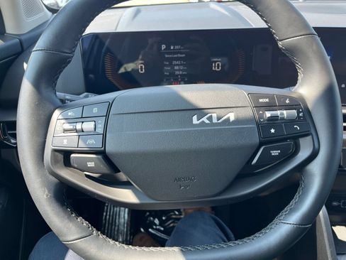 Used 2026 Kia Sportage LX AWD/4WD image 24