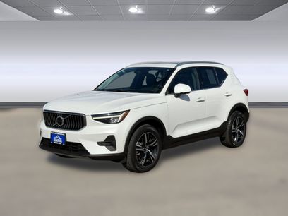 Used 2023 Volvo XC40 B5 Plus