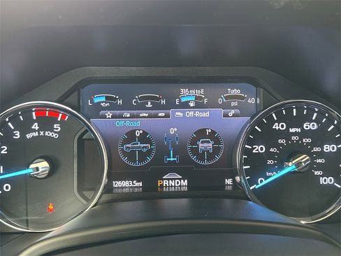 Used 2020 Ford F250 Platinum w/ FX4 Off-Road Package image 38