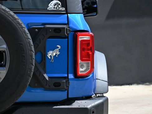 Used 2022 Ford Bronco 2-Door AWD/4WD image 9