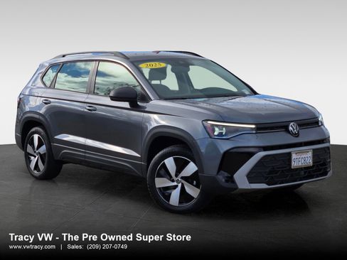 Used 2025 Volkswagen Taos S image 1