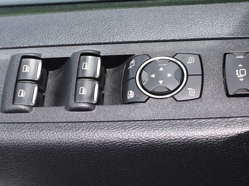 Used 2018 Ford F250 Lariat w/ Lariat Value Package AWD/4WD image 21
