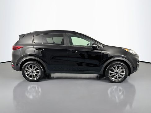 Used 2022 Kia Sportage Nightfall Edition w/ Nighfall AWD Premium Package image 4