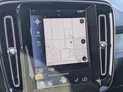 Used 2019 Volvo XC40 T4 Inscription image 14