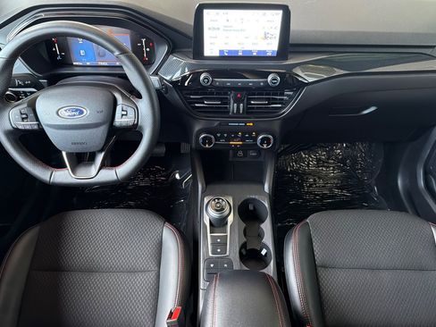 Used 2025 Ford Escape ST-Line AWD/4WD image 13