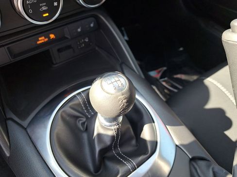 Used 2023 MAZDA MX-5 Miata Grand Touring w/ Weather Package image 18