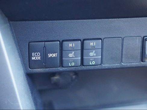 Used 2017 Toyota RAV4 Platinum w/ Cargo Management Package image 29