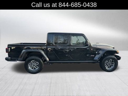 New 2026 Jeep Gladiator Mojave w/ Steel Bumper Group image 4