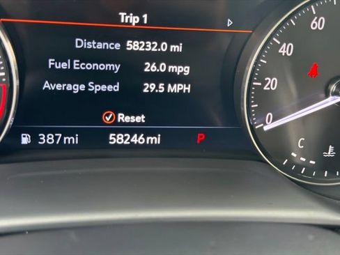 Used 2022 Buick Envision Avenir w/ Technology Package II FWD image 23